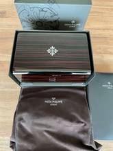 Thumbnail von Patek Philippe Annual Calendar Chronograph Fullset </h1>