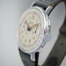 Thumbnail von Doxa Chronograph Vintage Stahl Valjoux 22-perfect with orig.Box RARE </h1>