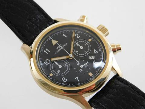  IWC Fliegeruhr 18 Karat Gelbgold Fliegerchronograph 3740 im Top Zustand 37 mm </h1> 