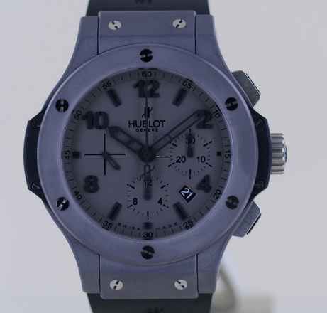 Hublot Big Bang 44 mm Chronograph Tantalum Special Edition Grey Dial Rubber Strap Luxury 44mm </h1> 