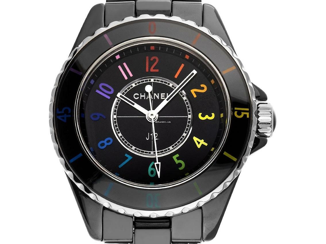 Chanel J12 Keramik Black Ref.H7121 2023 Full Set Ungetragen