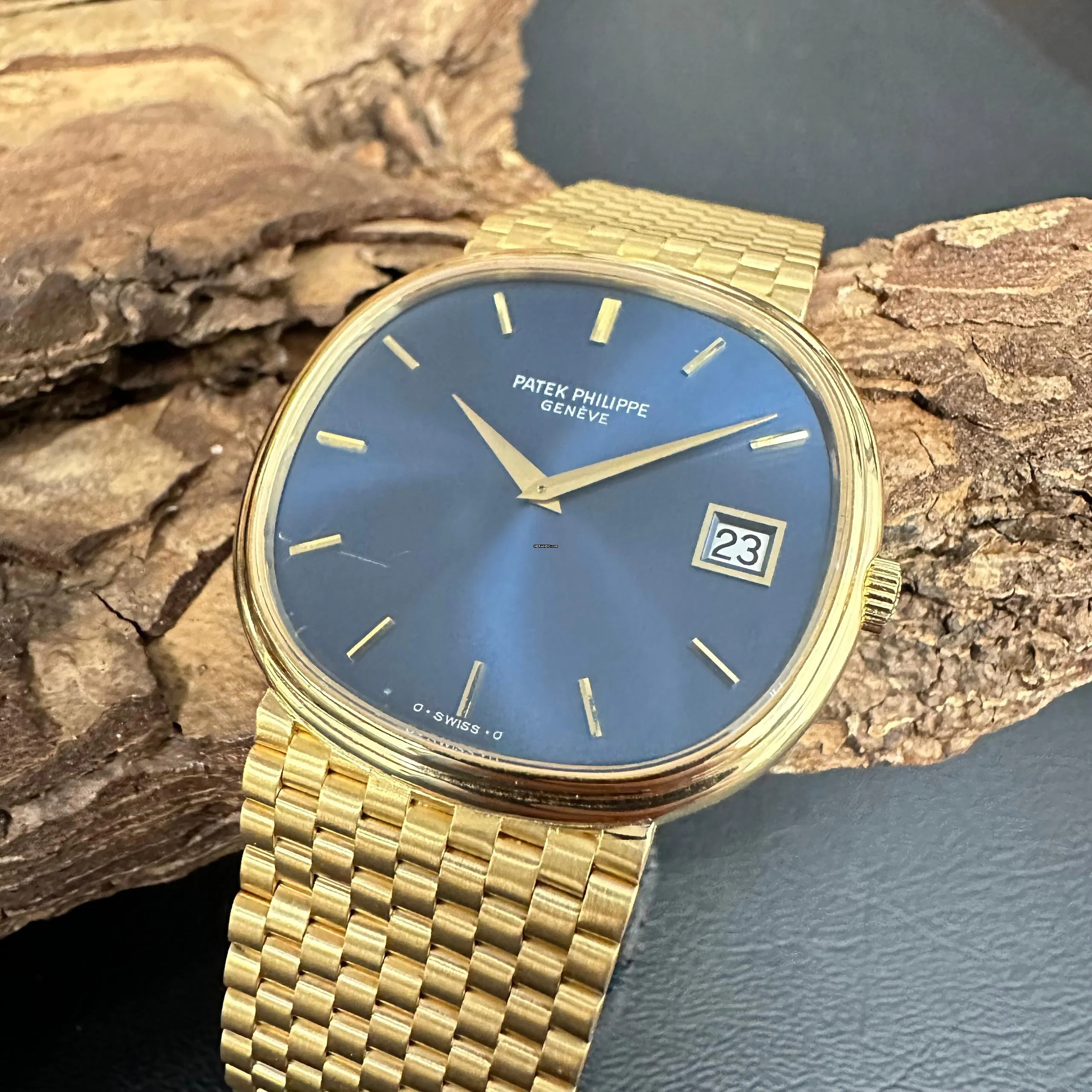 Patek Philippe Ellipse d'Or 18kt Gelbgold - Ref. 3839/1J-SCI </h1>