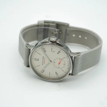  NOMOS Ahoi Neomatik 560 </h1> 