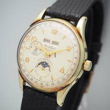 Thumbnail von Cortébert Sport Vintage Triple Date Calendar Moon