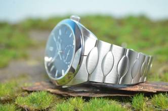 Thumbnail von Urban Jürgensen ONE GMT Automatik Herrenuhr Blue Dial UNGETRAGEN Ref. 5541 826232 </h1>