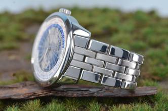 Thumbnail von Jaeger-LeCoultre Geophysic Universal Time UNGETRAGEN B&P Q8108420 503.8.T2.S </h1>