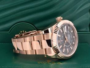 Thumbnail von Rolex Sky-Dweller Rose Gold Rhodium Dial New
