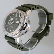 Thumbnail von Panerai Luminor Submersible PAM01055 Verde Militare Limited Full Set 2020’s </h1>