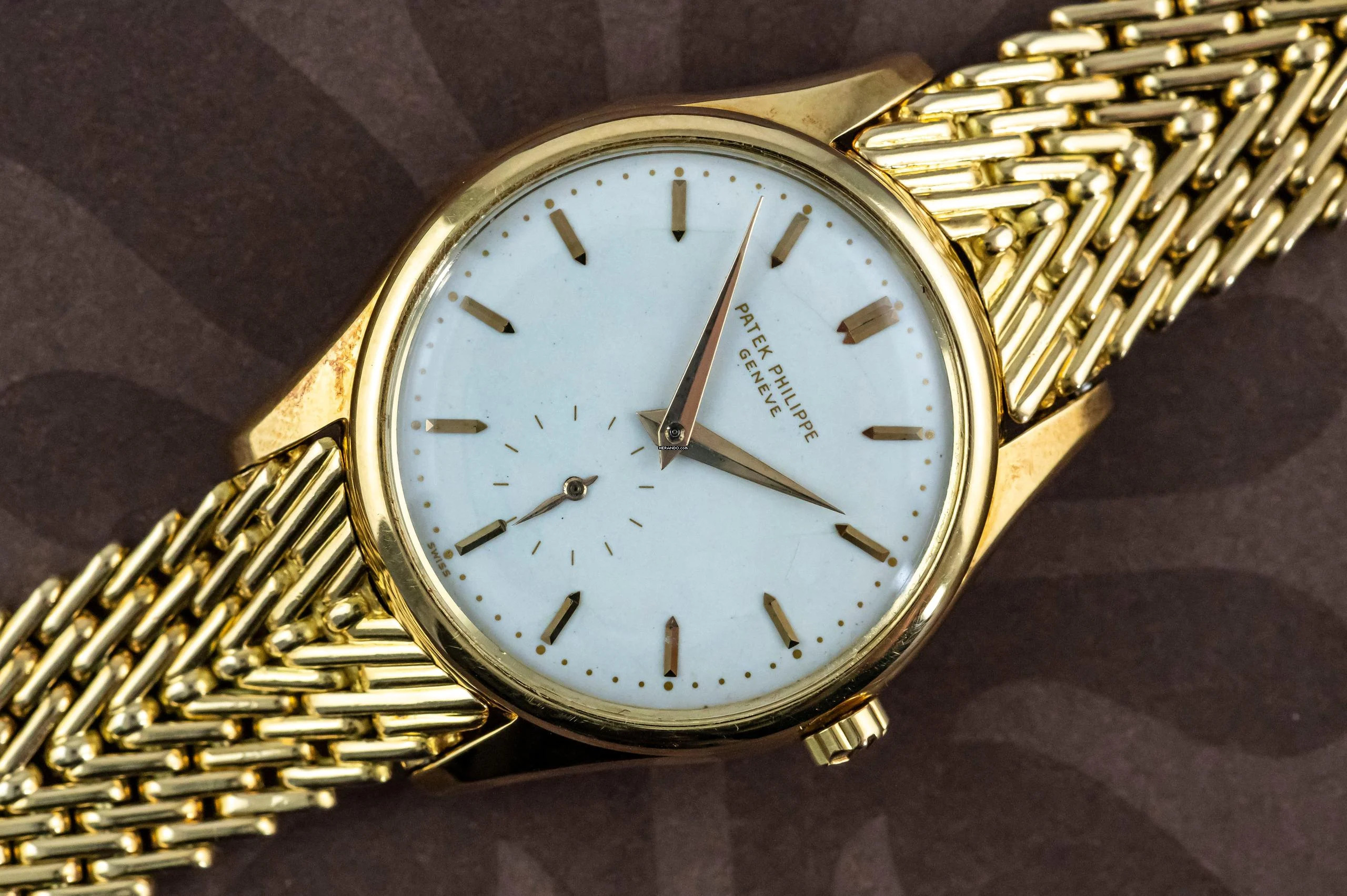 Patek Philippe Calatrava very rare 2526 | 1953 Mark I | Enamel Dial | Caliber PP 12-600AT </h1>