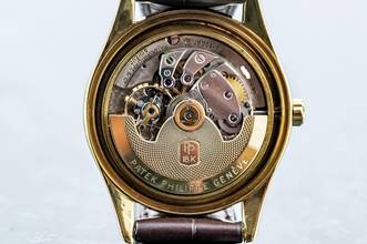 Thumbnail von Patek Philippe Calatrava very rare 2526 | 1953 Mark I | Enamel Dial | Caliber PP 12-600AT </h1>