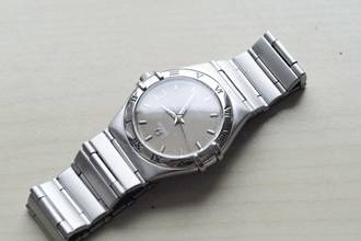 Thumbnail von Omega Constellation Gents Date with papers </h1>