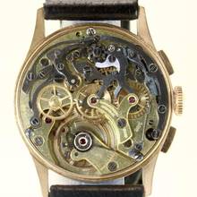 Thumbnail von Universal Genève 18k Rose Gold Chronograph </h1>