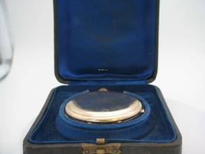 Thumbnail von 18kt Savonette Chronograph mit 5-Minuten Repetition und Kalender </h1>