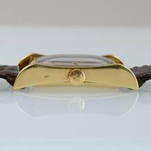 Thumbnail von Patek Philippe Hour Glass 2456 roof tile silver dial gold 18KT with Extract Patek 1950’s