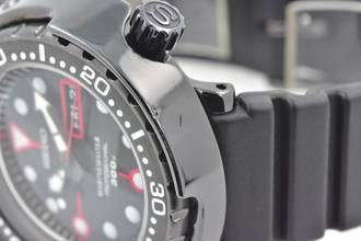 Thumbnail von Seiko Marinemaster Prospex Tuna SBBN023 GOLGO 13 Limited Edition Black