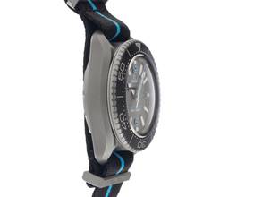 Thumbnail von Omega Seamaster Ultra Deep 6000M Planet Ocean 6000M Ref.215.92.46.21.01.001 2024 Full Set Ungetragen