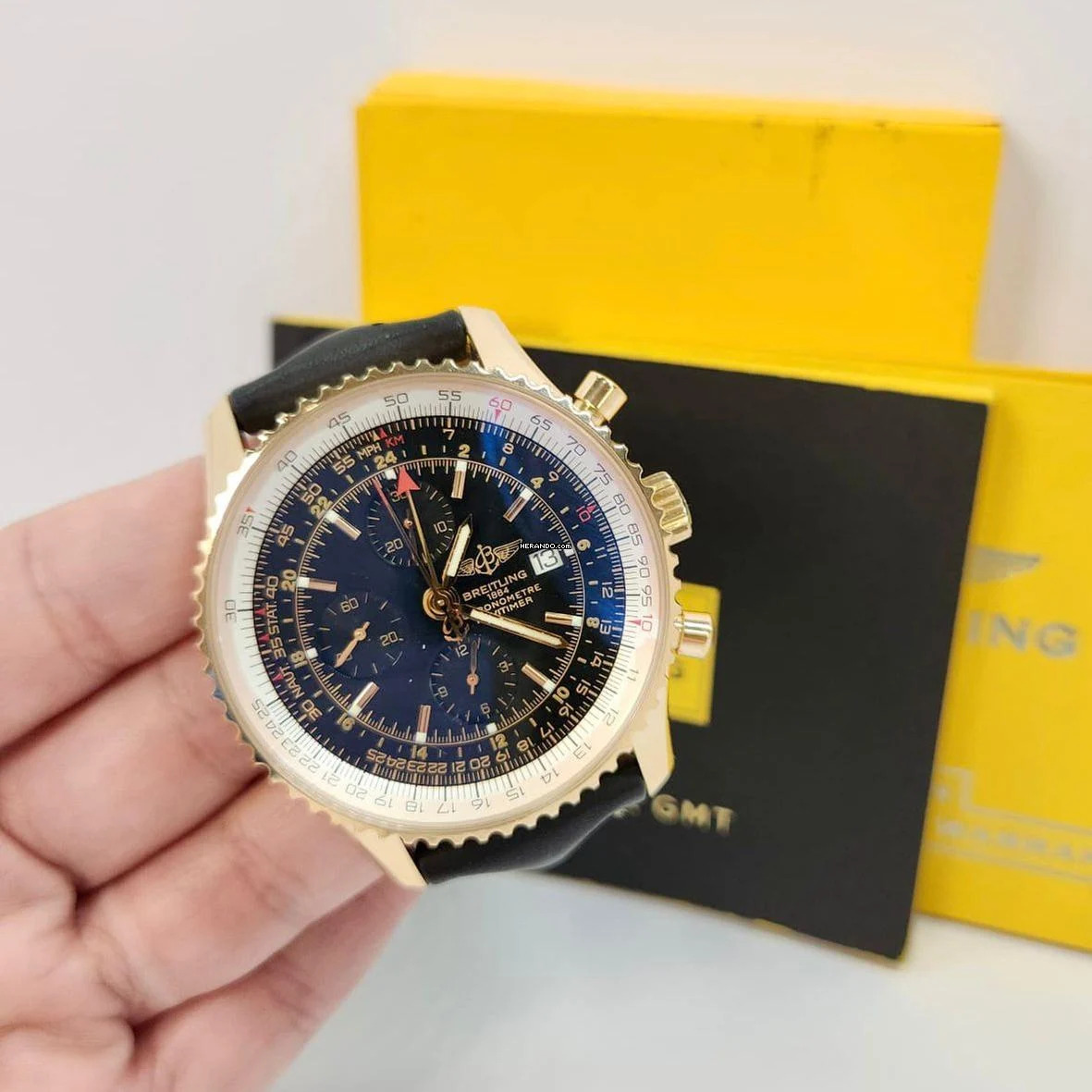 Breitling Navitimer World GMT Ouro Rosé Edição de 100 Unidades 46mm Completo