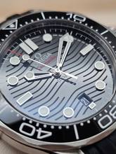 Thumbnail von Omega Seamaster Diver 300 M 42MM 210.32.42.20.01.001 Black dial Unworn/New Condition 3-2026