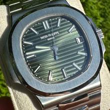Thumbnail von Patek Philippe Nautilus 5711/1A GREEN FACTORY Dial + Orig Blue Dial Cal. 315 Extract of the Archives </h1>
