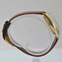 Thumbnail von Rolex Oyster Perpetual 34 6085 Bubbleback Explorer radium dial yellow gold 10KT 1951’s </h1>