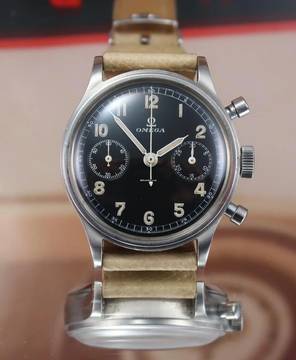  Omega 33.3 Chronograph Rare Early model Waterproof Black Military Dial 321 </h1> 