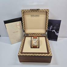 Thumbnail von Roger Dubuis Much More Perpetual Calendar Moonphase Ouro Rosé XL Automático