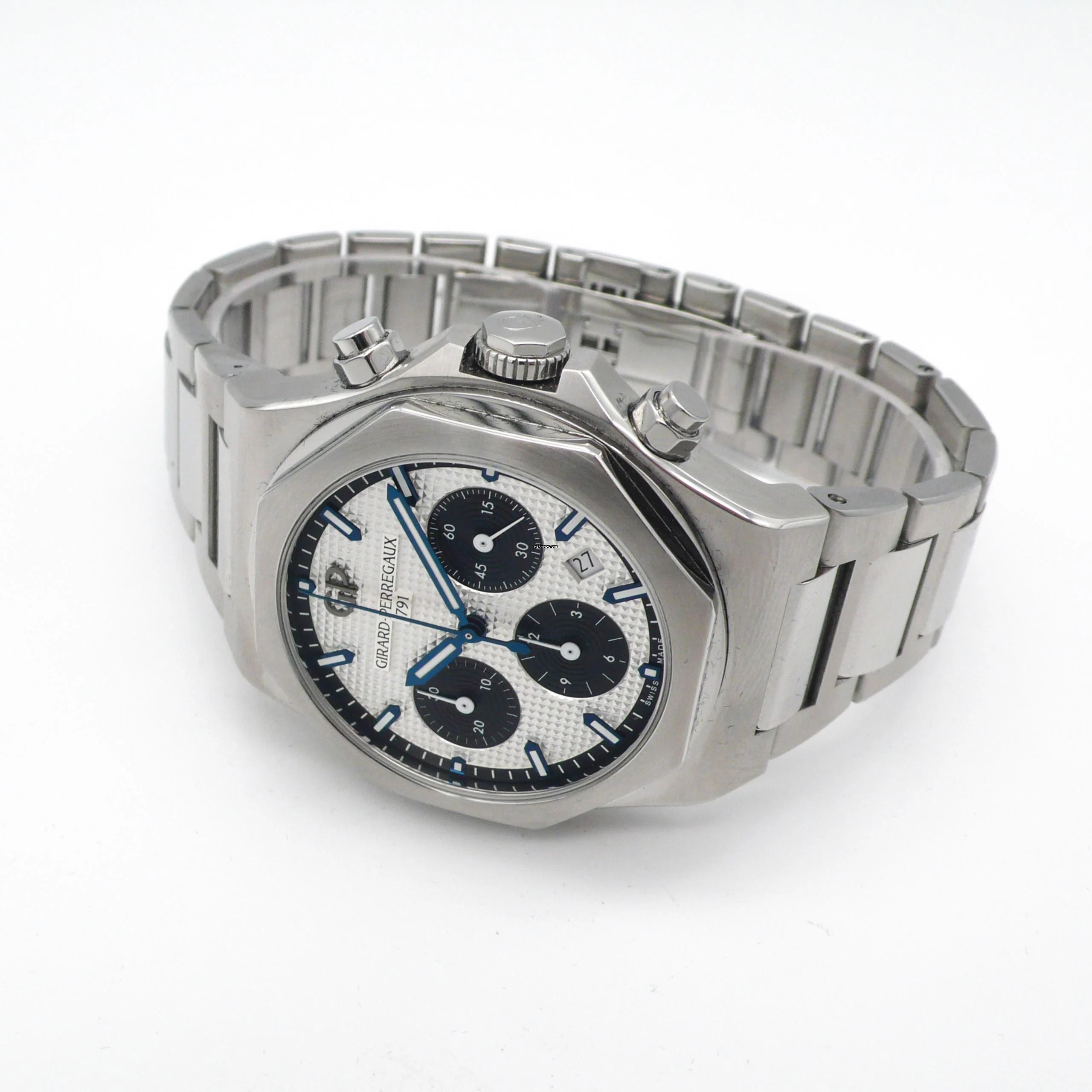 Girard Perregaux Laureato Chronograph </h1>