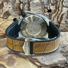 Thumbnail von Girard Perregaux Sea Hawk Sea Hawk Vintage - FULLSET 2021 - Ref. 49960-11-636-BBBA </h1>