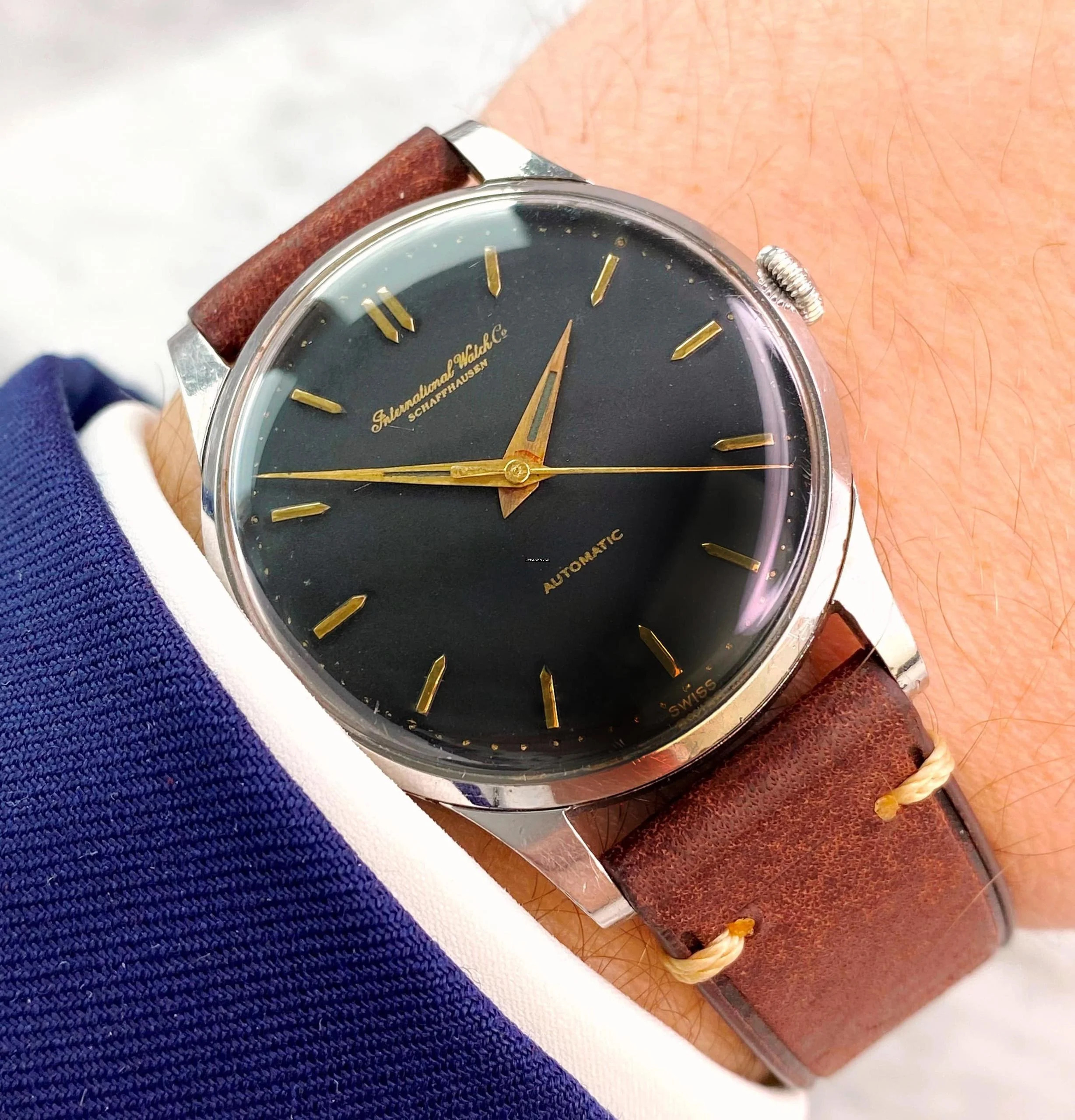 IWC Vintage Automatic 35mm Black Restored Dial cal 852