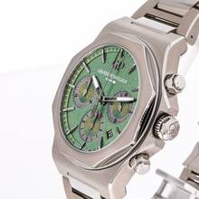 Thumbnail von Girard Perregaux Laureato 42 Chronograph Titanium Aston Martin Edition 81020-21-3398-1CM NEW 2025