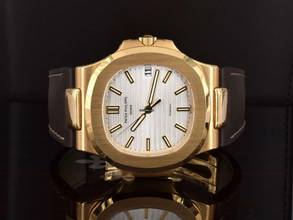 Thumbnail von Patek Philippe Nautilus Super Rare Tiffany Geneva Seal Full Set Like New