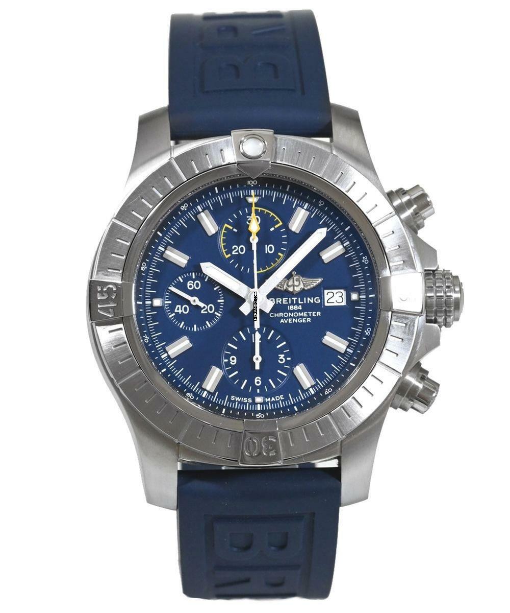 Breitling Avenger Chronograph Ref. A13317 </h1>