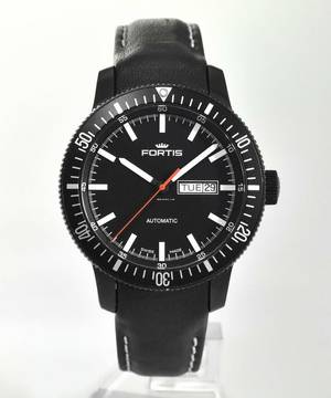  Fortis B-42 Monolith Cosmonautis Monolith Day-Date Ref. 647.18.31 </h1> 