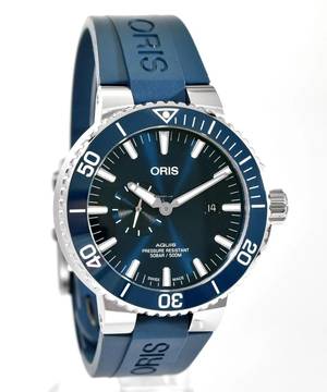  Oris Aquis Small Second Date Ref. 01 743 7733 4155-07 4 24 69EB 