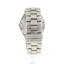 Thumbnail von Vacheron Constantin Overseas 47040 White Dial </h1>