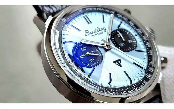  Breitling Top Time B01 Triumph NEW FULL SET 