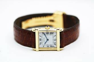 Thumbnail von Cartier Tank Chinoise Ref.8105 Rare Model with orig. Folding clasp in 18kt Gold