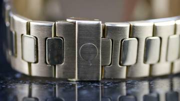 Thumbnail von Patek Philippe Nautilus 3700 - Diamond Dial - Only Watch - circa 1980