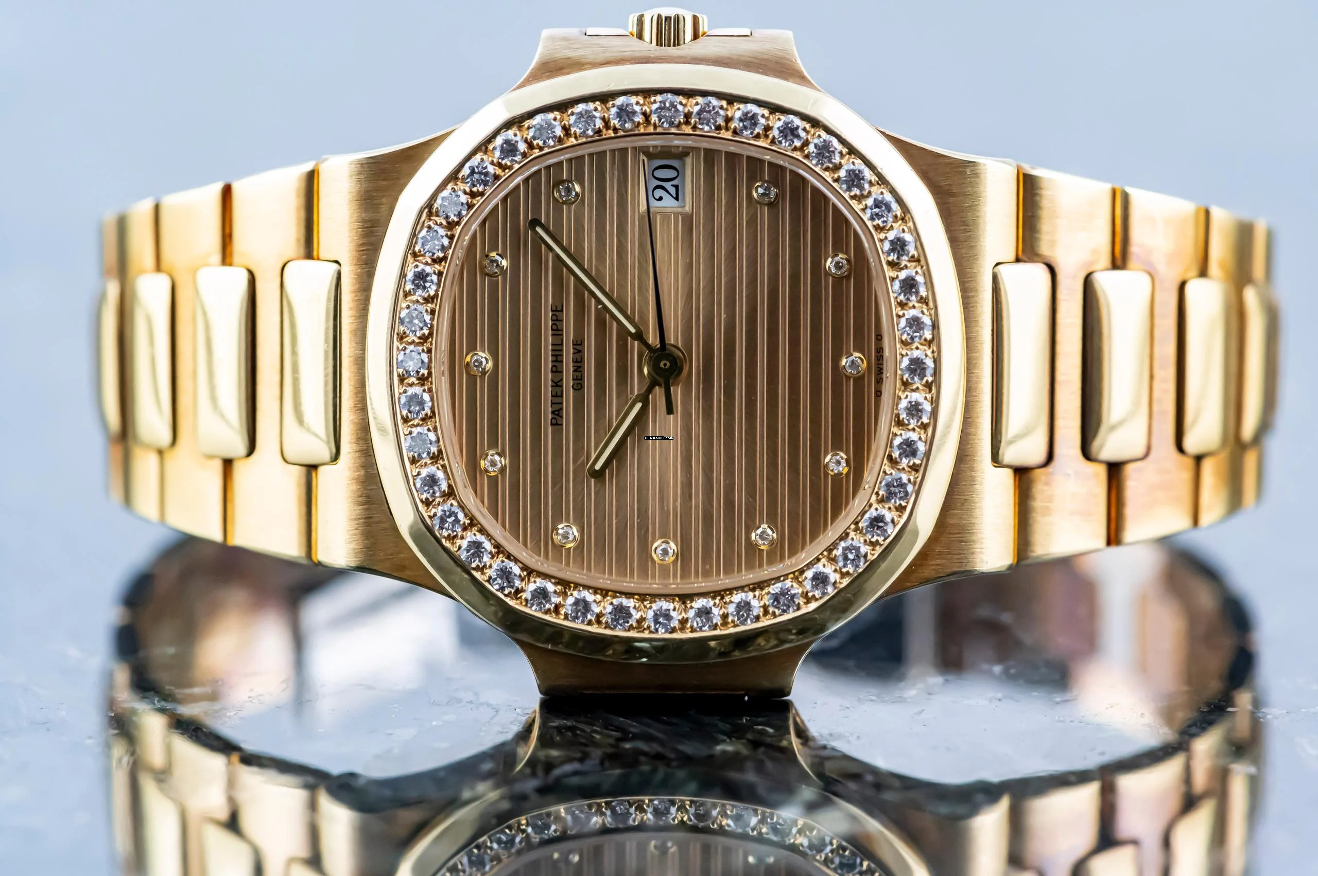 Patek Philippe Nautilus Diamond | 3800 | perfect condition