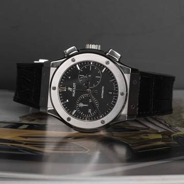  Hublot Classic Fusion Chronograph 541.NX.1171.LR 