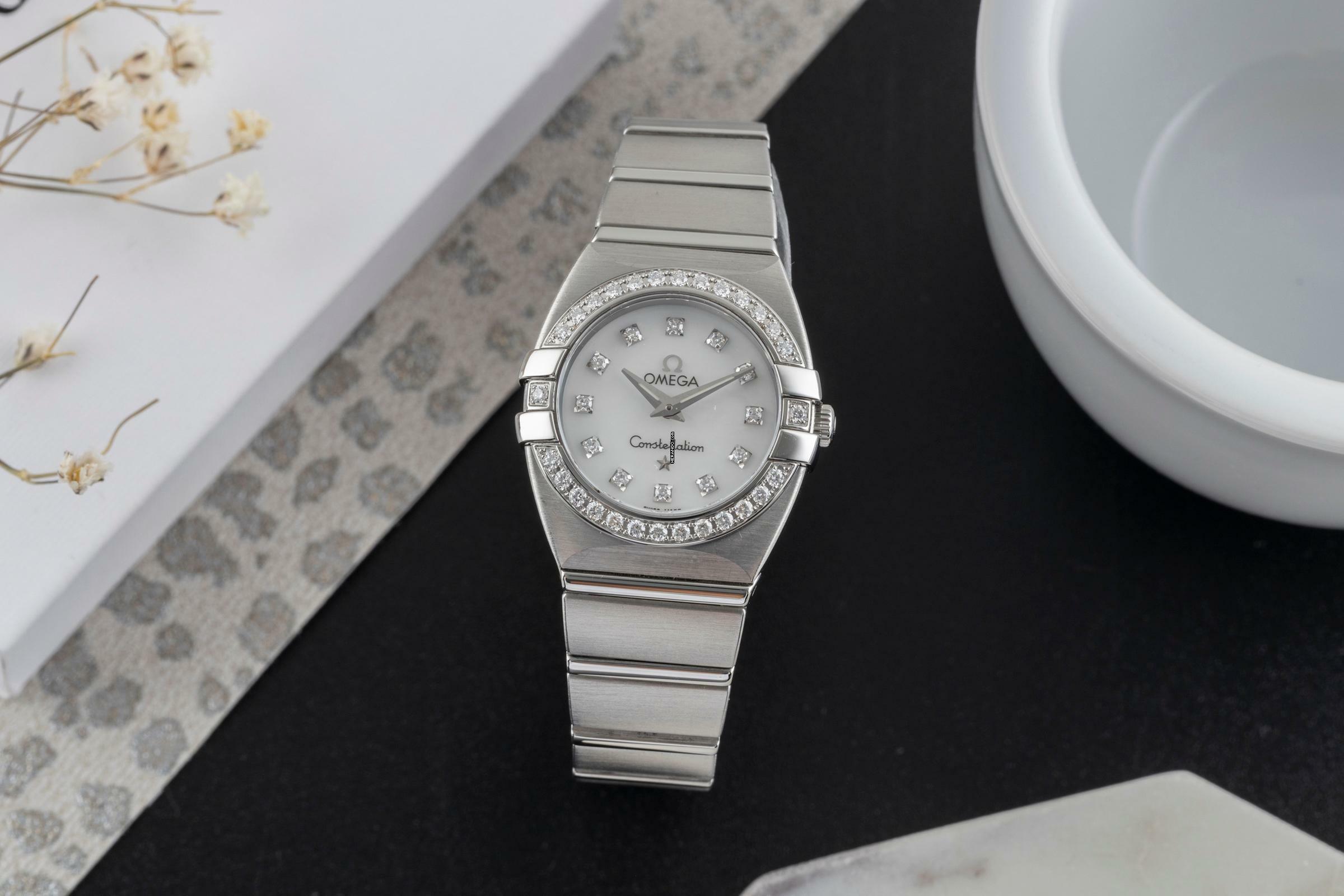 Omega Constellation Double Eagle MOP Diamanten Stahl Damenuhr Ref. 1589.75.00