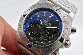Thumbnail von Breitling Chronomat 44 Chronograph B01 AB0115101F1A1 </h1>