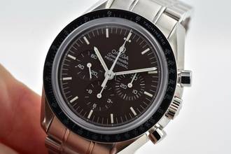 Thumbnail von Omega Speedmaster Professional Moonwatch Chronograph Moonwatch Brown Dial 31130423013001 </h1>