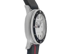 Thumbnail von Panerai Submersible Luna Rossa Ref.PAM01579 2025 Full Set Ungetragen