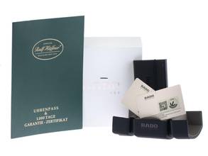 Thumbnail von Rado True Square Undigitial Ref.R27075152 2025 Full Set Ungetragen