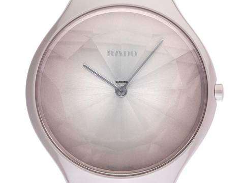  Rado True Thinline High-Tech Ceramic Ref.R27120402 2025 Full Set Ungetragen 