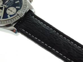 Thumbnail von Breitling Chronomat Evolution 44 mm mit schwarzem Zifferblatt im Full Set Top Zustand </h1>