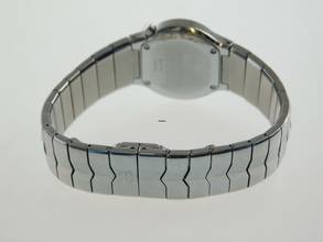 Thumbnail von TAG Heuer Alter Ego Damenuhr mit original Brillantbesatz tolle Damenuhr </h1>