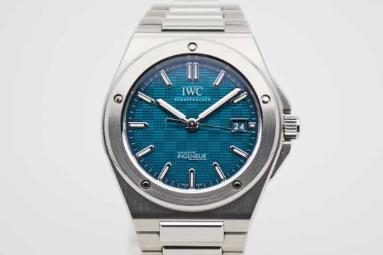  IWC Ingenieur Automatic 40 Aqua neuwertiges Fullset aus 2024 