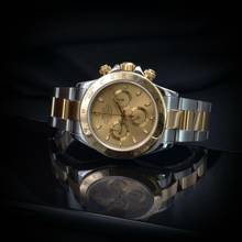 Thumbnail von Rolex Daytona 116523 with symbol UAE Hawk of Quraysh Full Set 2002’s </h1>